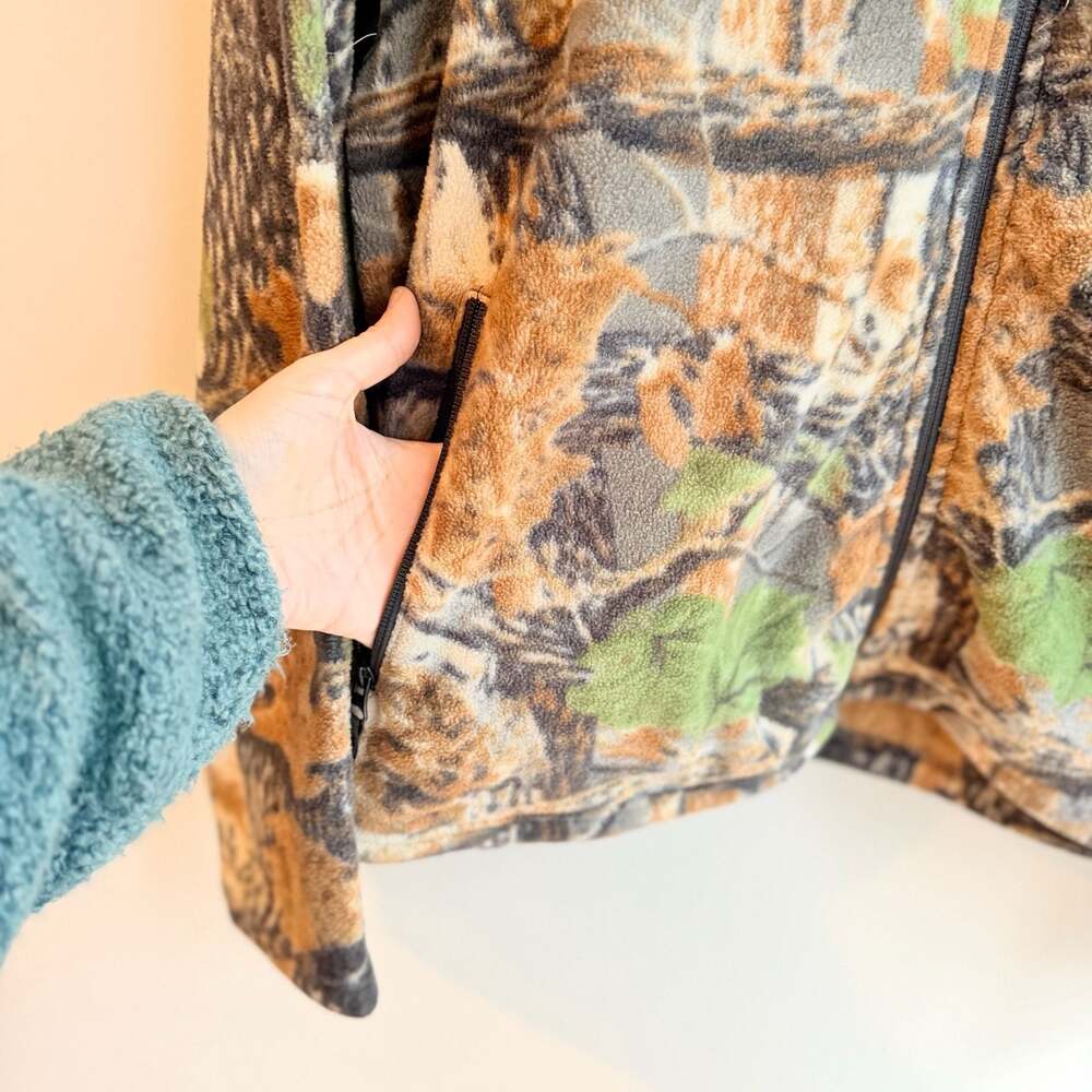 Cabela's Men's Size XL High Pile Fleece Full Zip Camo Hunting Jacket - Picture 3 of 8
